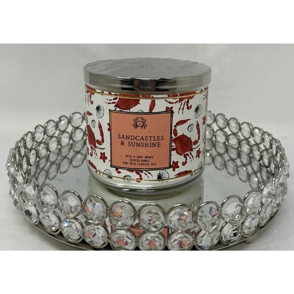 HTF-Bath & and Body Works 14.5 oz Scented 3 Wick Candle SANDCASTLES & SUNSHINE - Picture 1 of 4